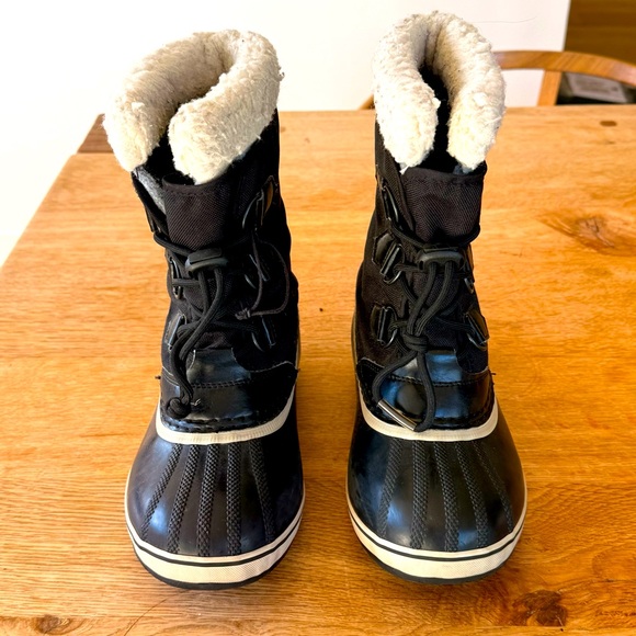 Sorel Winter Boots - Size 3 - Black - Picture 2 of 6